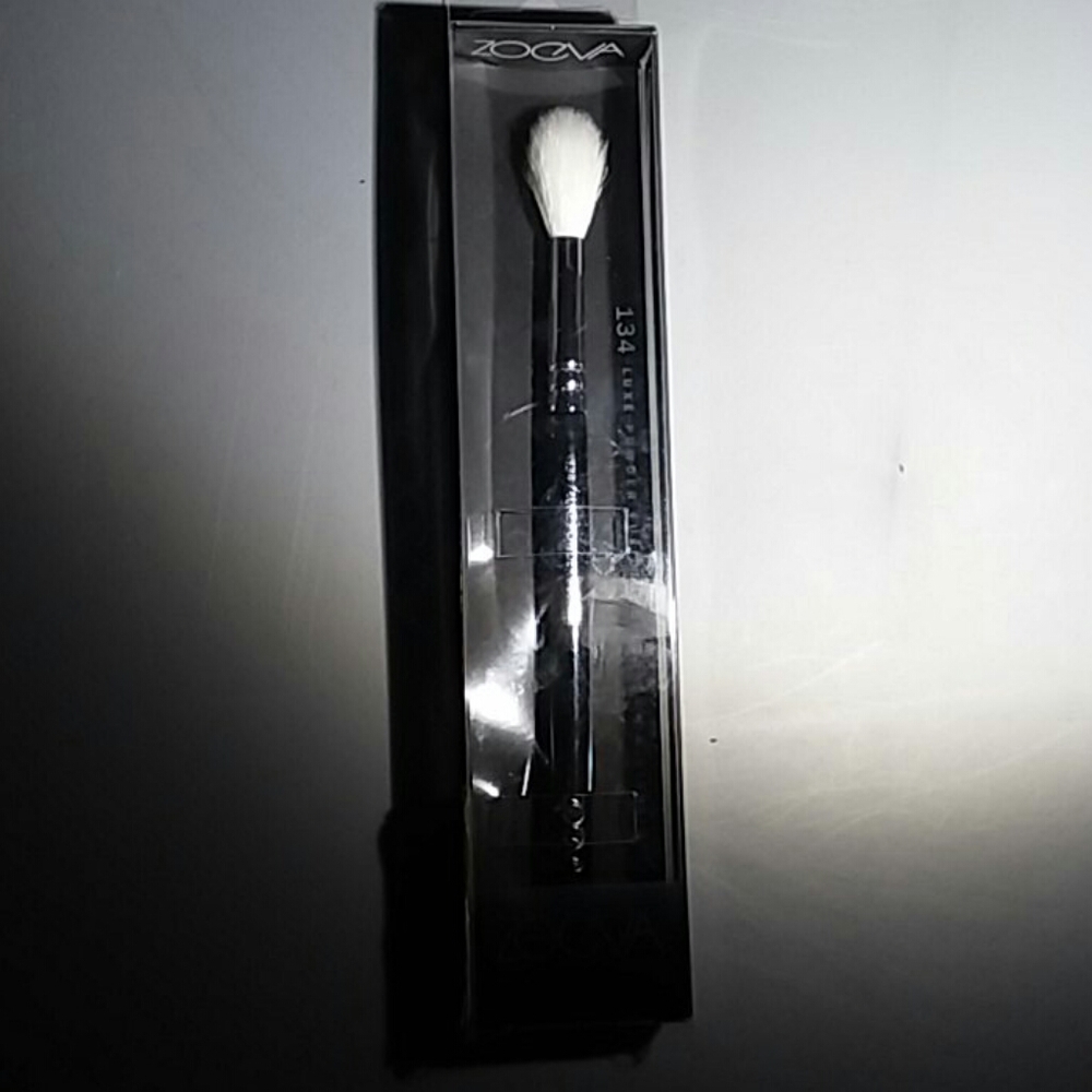 ZOEVA 134 luxe powder brush #134 nib